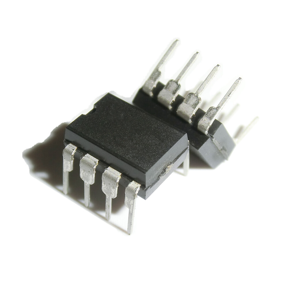 5PCS 3BR1765J ICE3BR1765J Chip DIP8