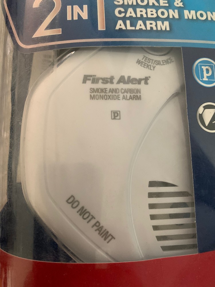 First Alert 2-in-1 Combination Alarm