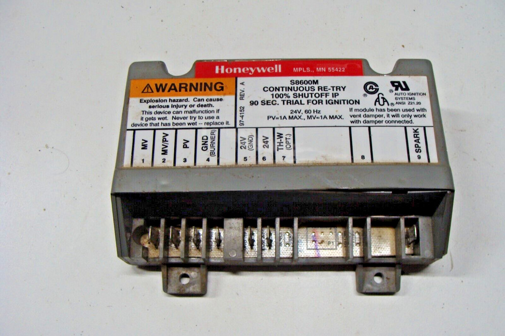 Honeywell  S8600M Universal Continuous Re-Try Pilot Ignition Module