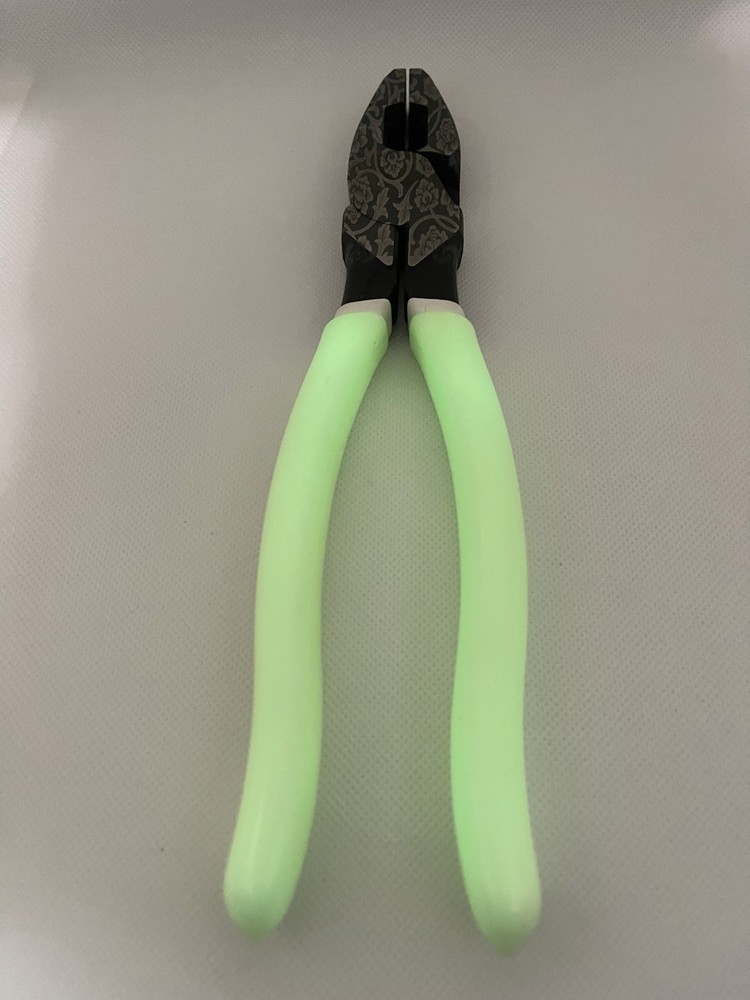 Klein Hi-Viz Lineman Pliers CUSTOM ENGRAVING ( Damascus Pattern)