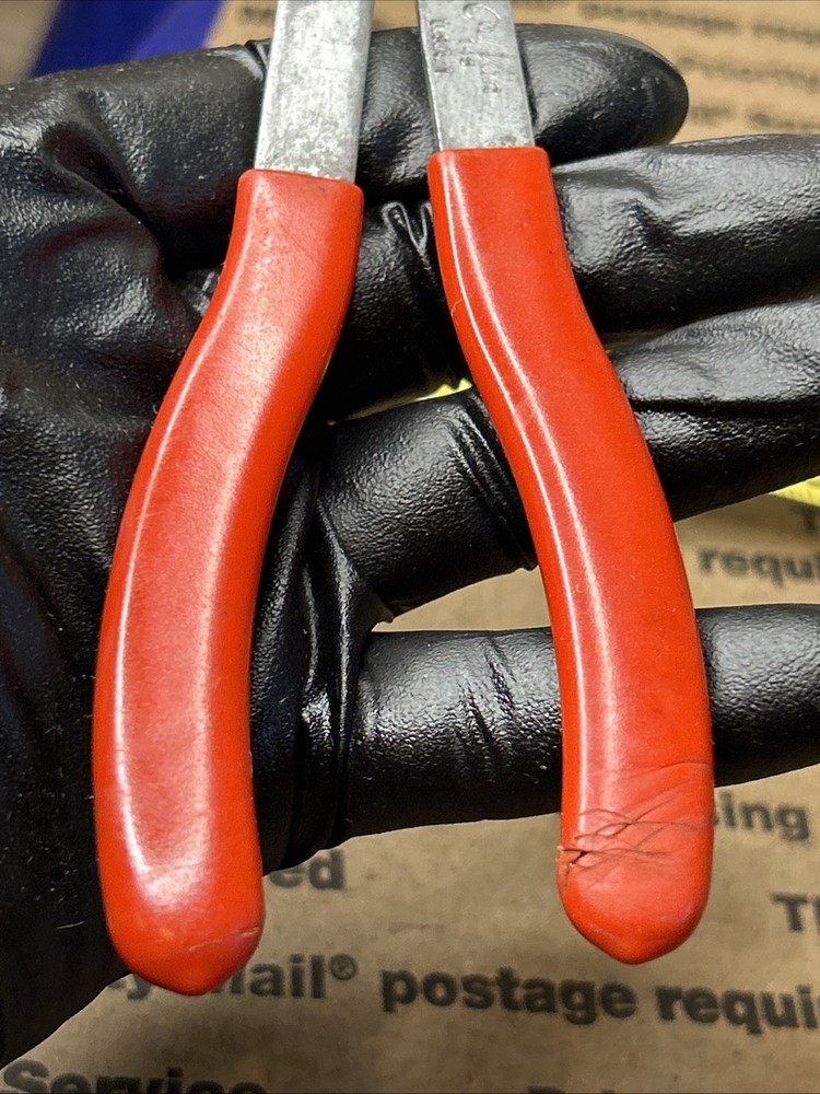 Cal-Van Tools 143 Spark Plug Boot Wire Pliers Nice Red Handle U.S.A.