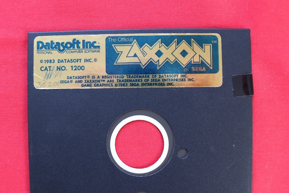 ”ZAXXON” APPLE II COMPUTER SOFTWARE GAME