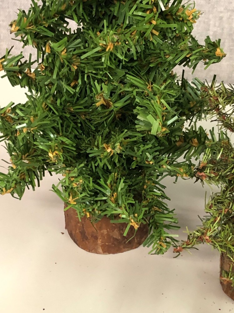 3-unbranded 9 & 5" Christmas trees (238)