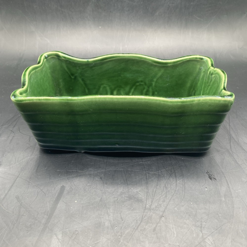 McCoy USA Green Ruffled Edge Striped Rectangular Pottery Planter Vase
