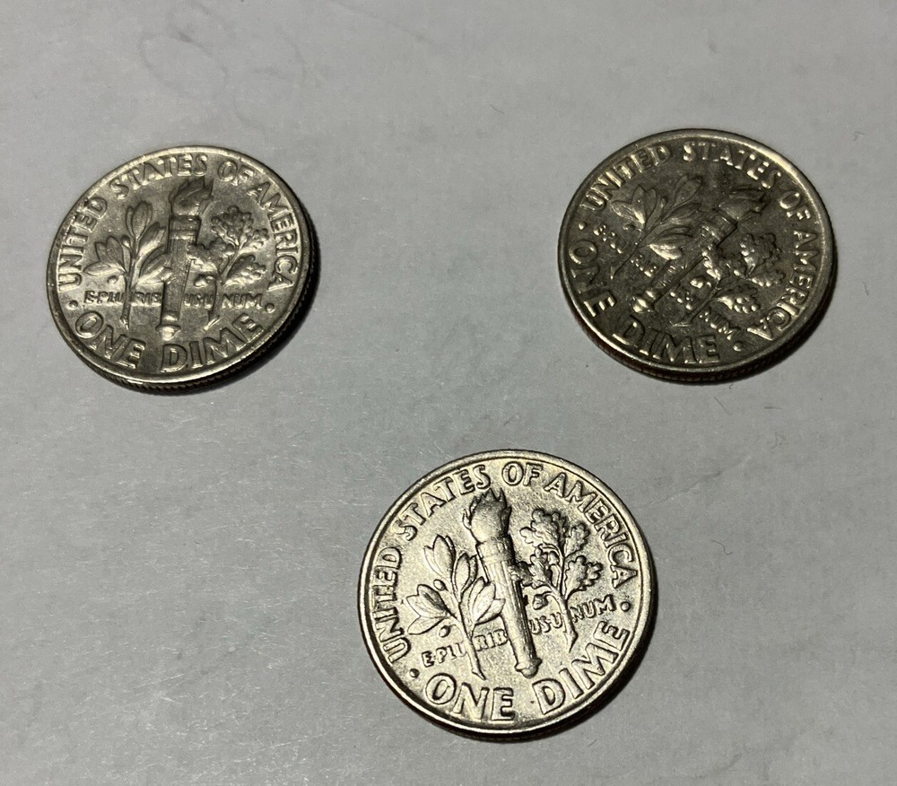 1993 P Dime Free shipping.