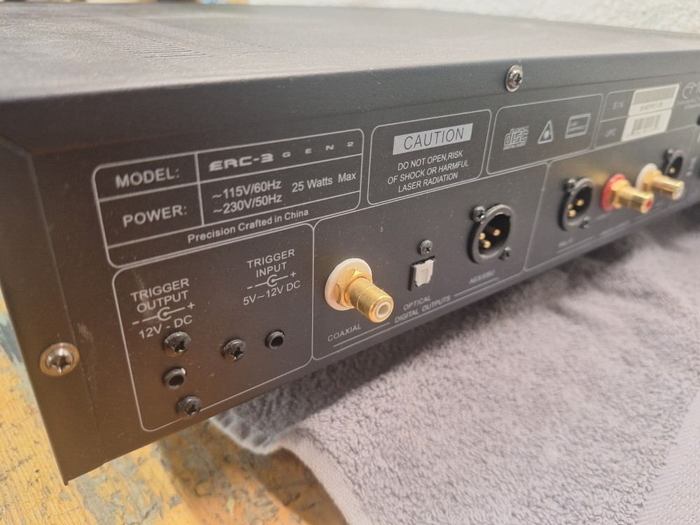 Emotiva ERC-3 Differtial Reference CD Player Gen 2 Digital Analog Untested