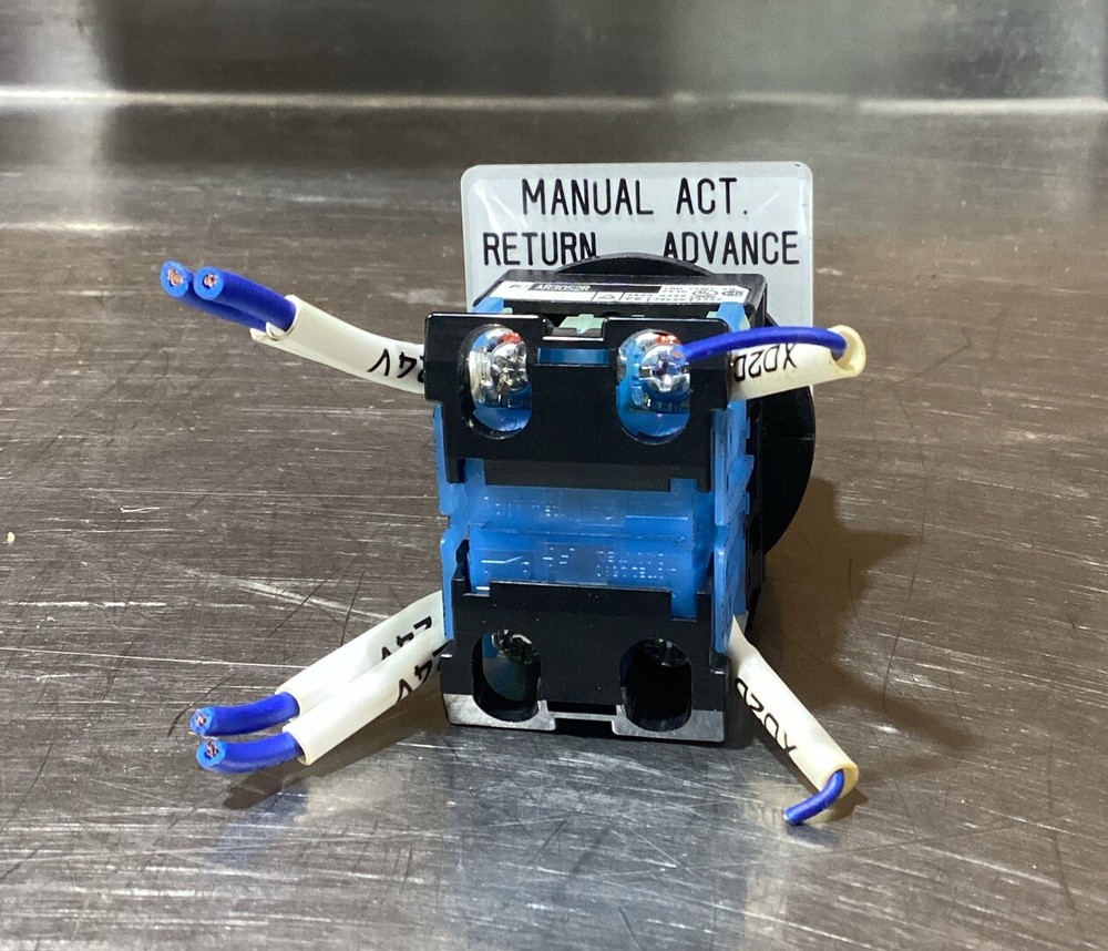 Fuji El AR30S2R 2-Position Pushbutton Selector Switch
