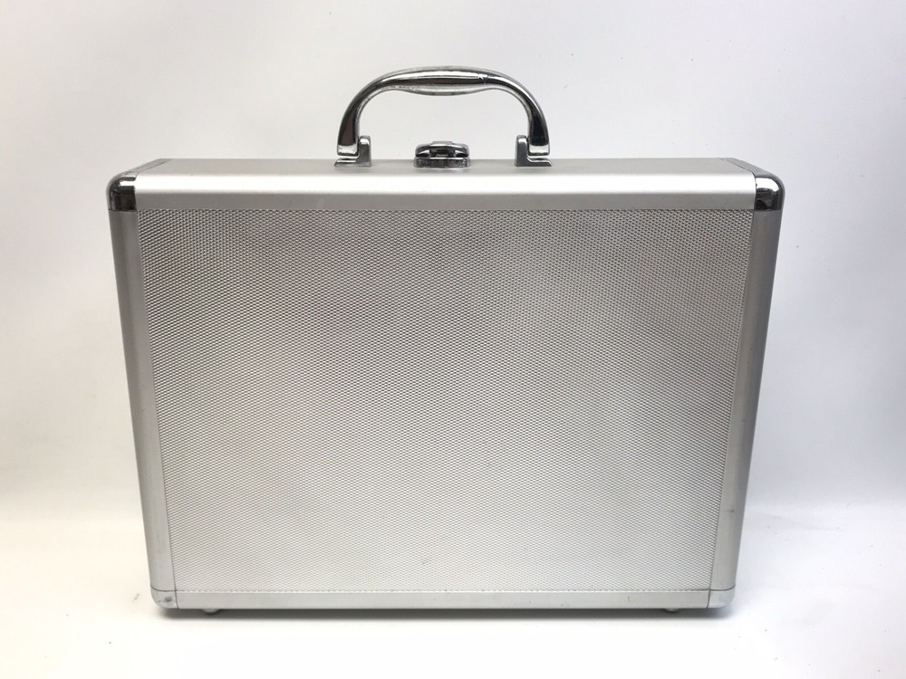 Extech Flexible Borescope Model BR136 w/ Carrying Case