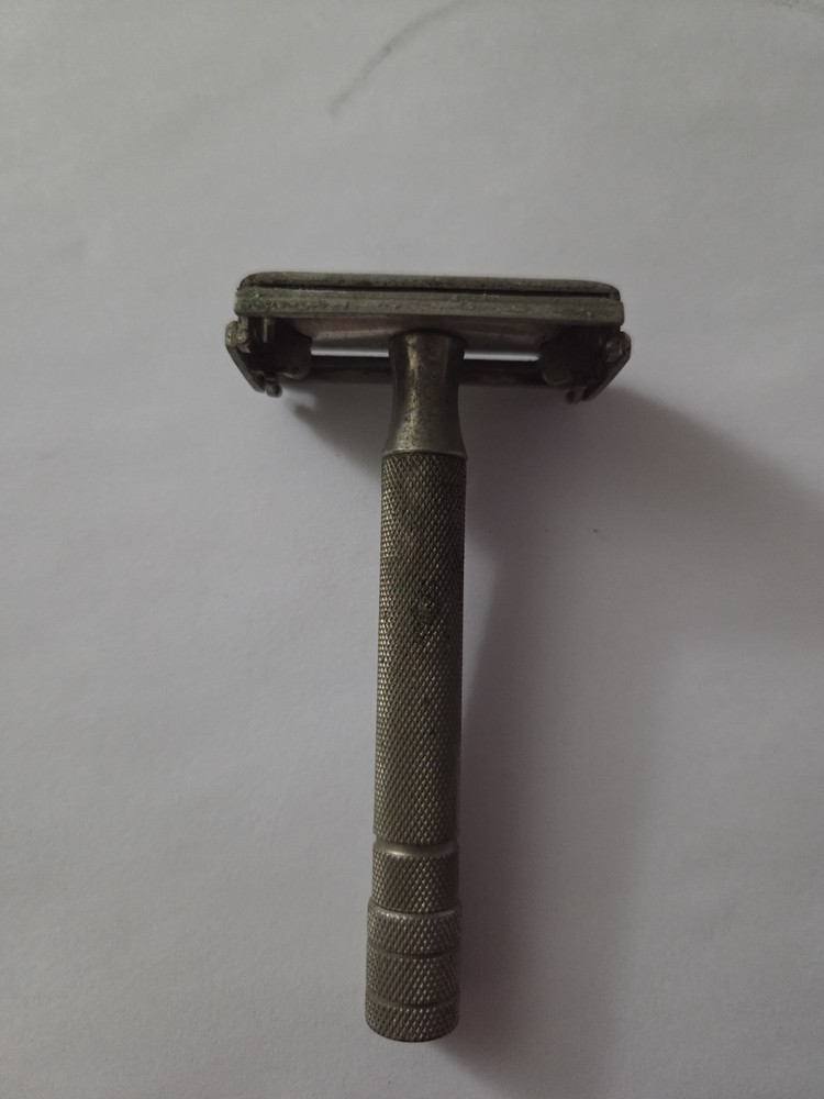 vintage gillette shaving razor