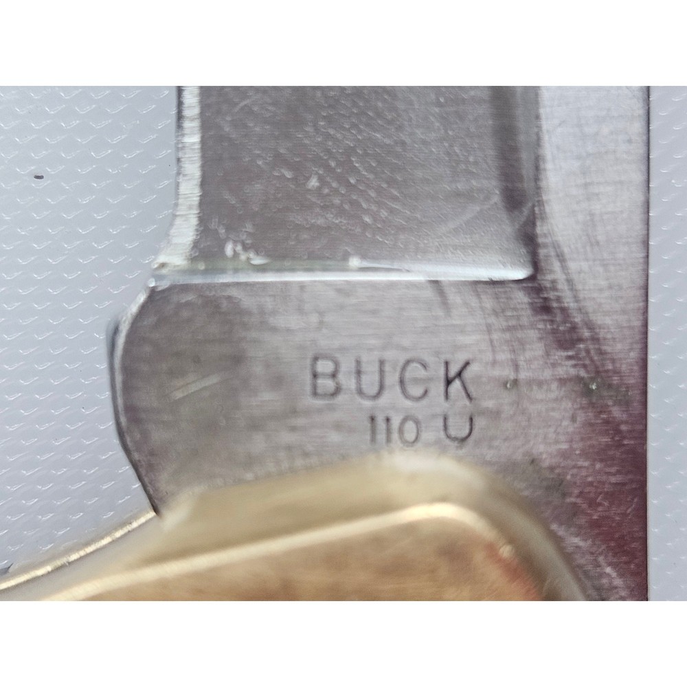 Buck 110 U knife