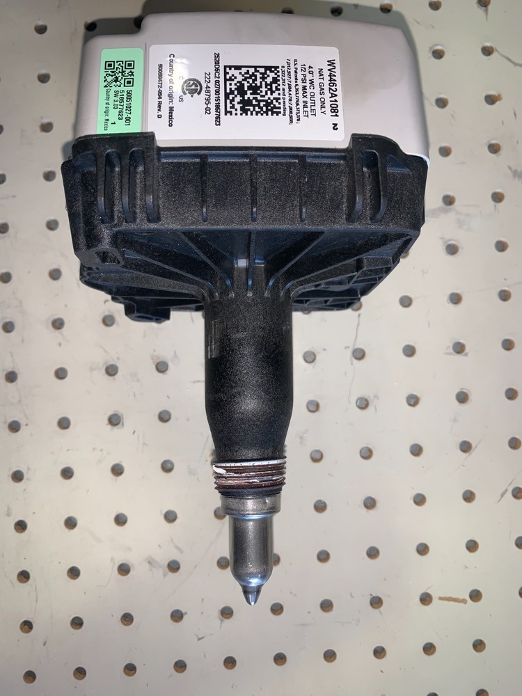 BRADFORD WHITE GAS VALVE - 415-48795-02 - 160-Degrees F, 4-7/16" (SVC)