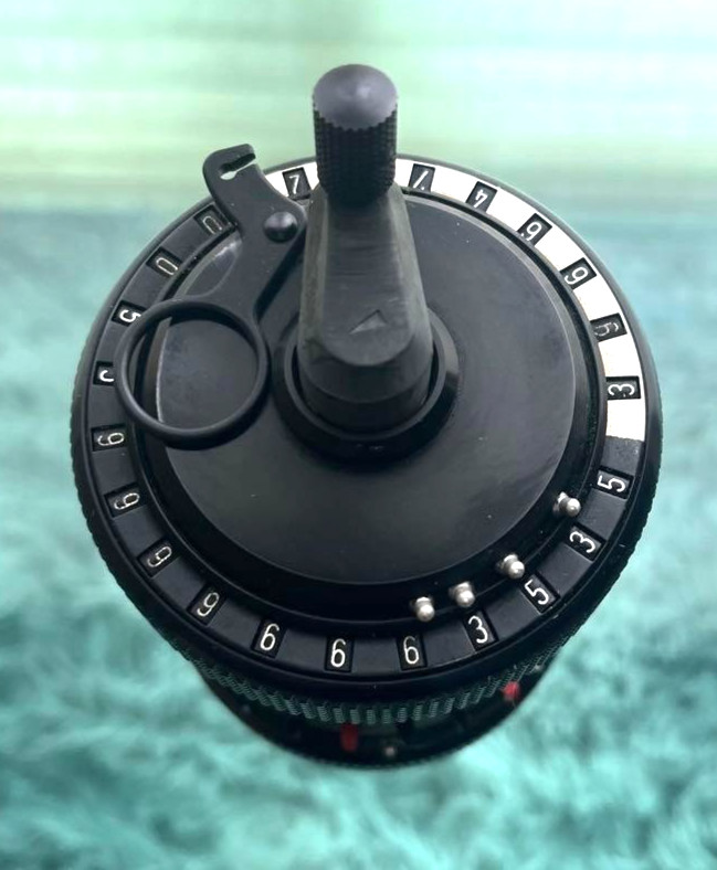 Curta TypeⅡ Mechanical calculator【From Japan】