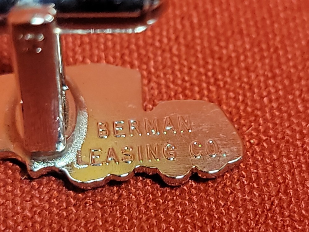 Vintage Mens BERMAN LEASING CO CUFFLINKS