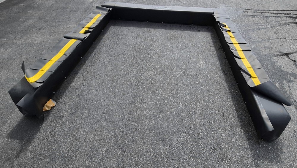 Serco 8'×9' 10" projection Dock Bumper Black