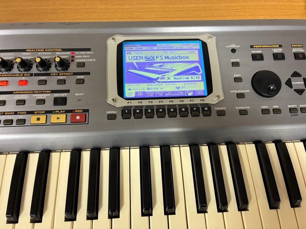 Roland Fantom-S 61-Keys Workstation Keyboard