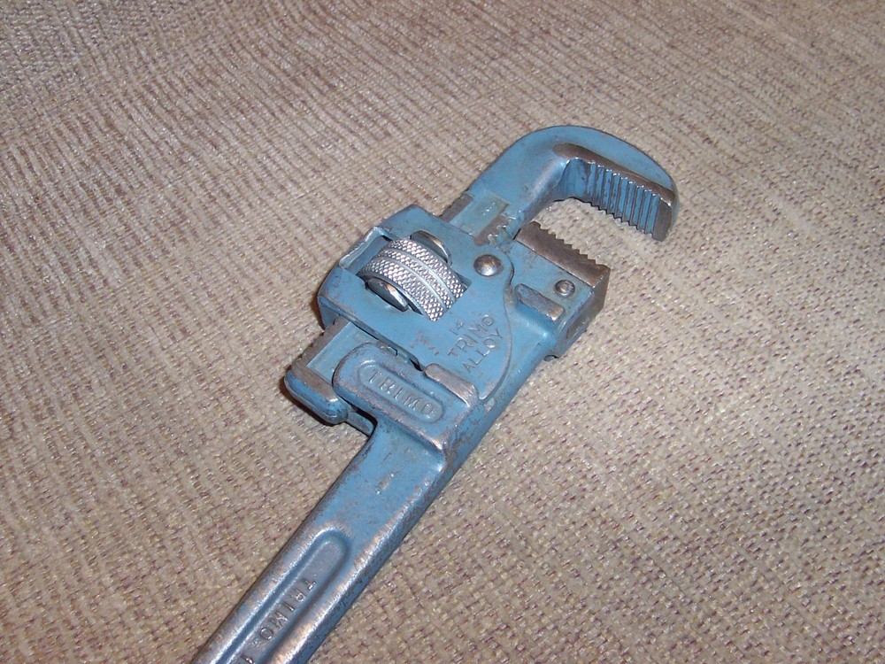 Trimo USA 14" Pipe Wrench Plumbing Pipe Fitting Workshop Tool