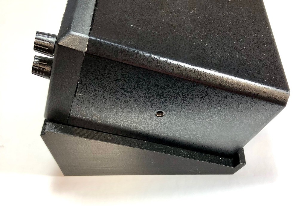 Desktop Stand for Uniden SDS200 Scanner - Scanner Mount Full Width