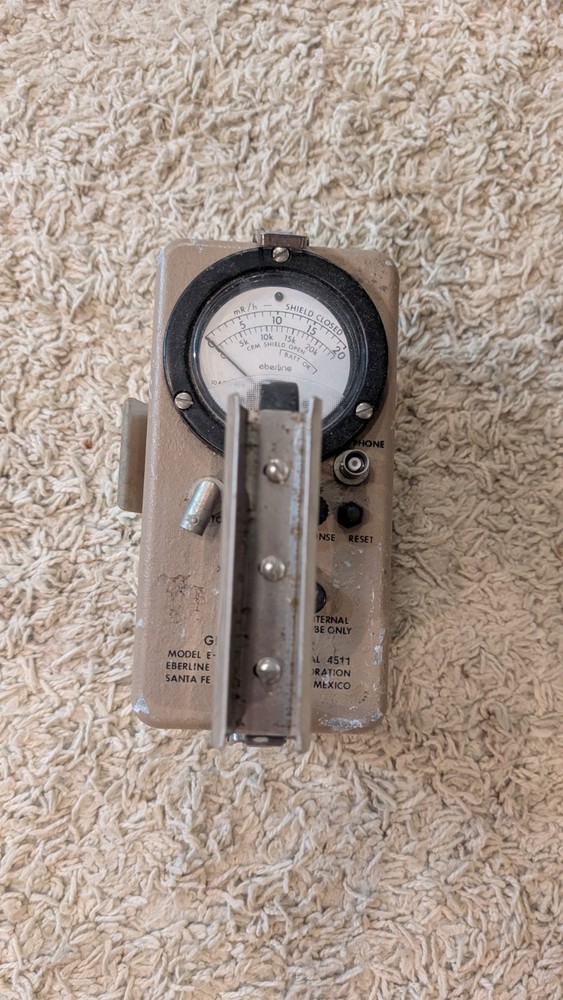 Eberline E-520 GM Survey Meter Tested and Working Guaranteed