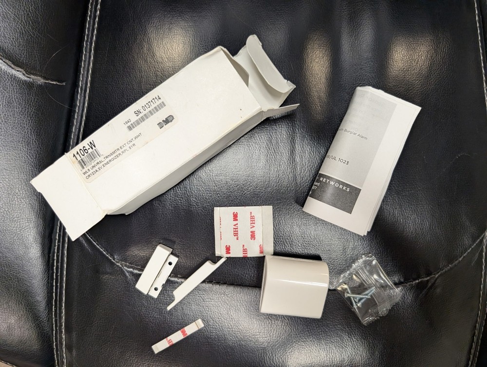 DMP 1106-W WIRELESS TRANSMITTER CONTACT WHITE MISSING BATTERY