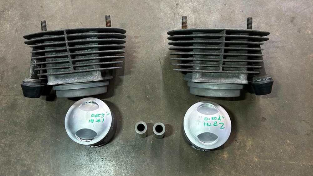 BMW R65 Cylinders and Pistons