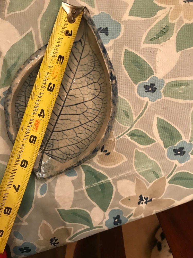 BLUE TONES LEAF SHAPED NUT CANDY DISH