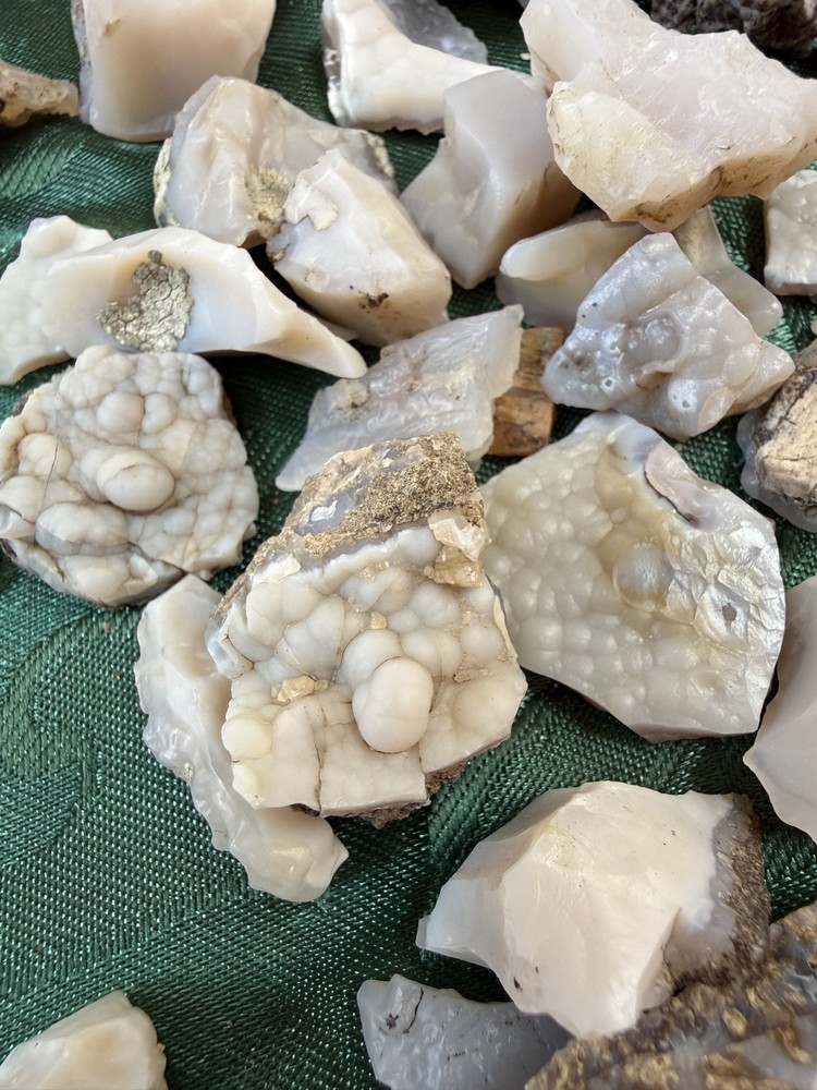 1 lb Blue Forest blue chalcedony (agate): bulk, raw, beautiful