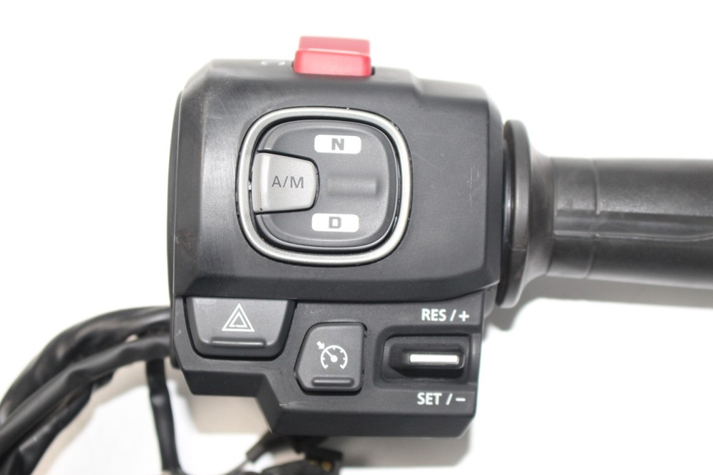 18 Honda Goldwing Touring GL1800D Right Control Switch