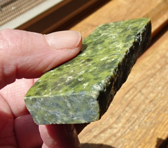 Serpentine - 8 Small Slabs rt132x