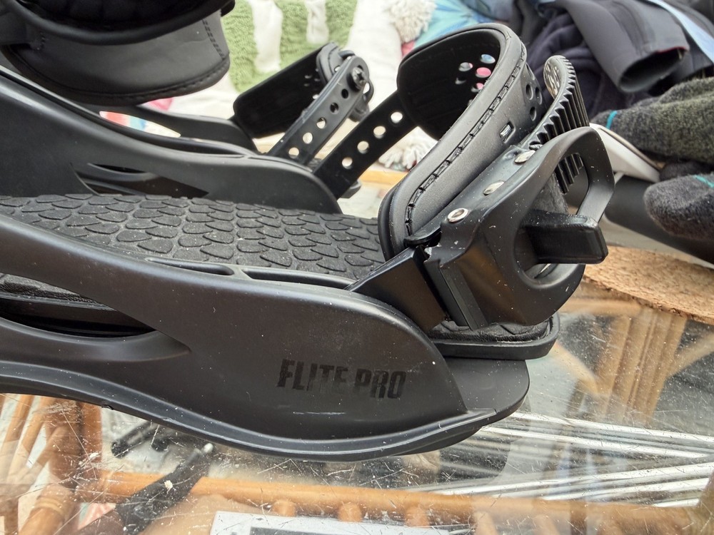 Union Flite Pro Snowboard Binding