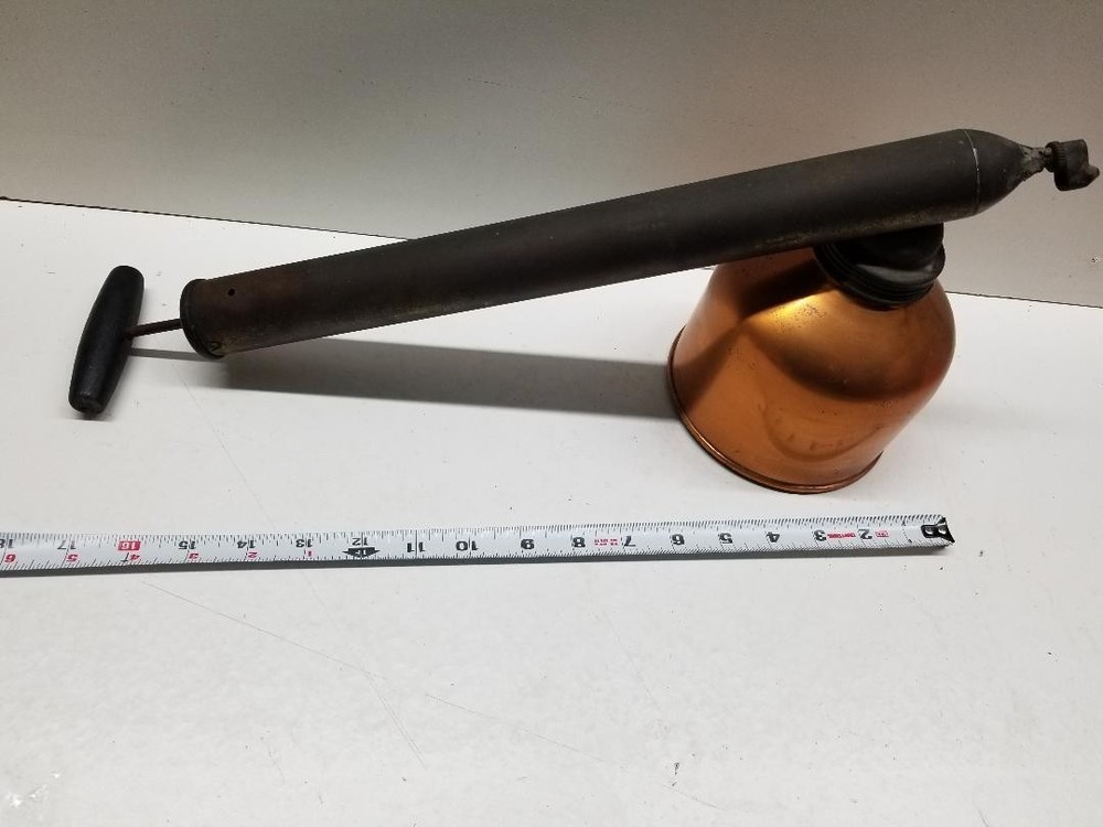 D. B. Smith & Co. Blizzard Continuous Bug Sprayer Copper & Brass Utica NY 18"