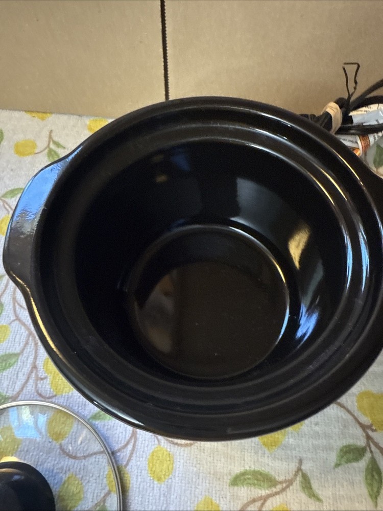 DC Comics BATMAN Mini Crock Pot Cooker .65 Quart NEW
