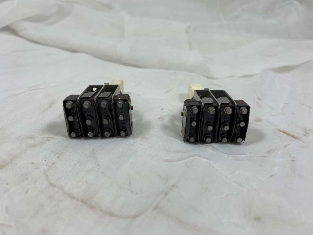 (2) 13AT69 MICRO TOGGLE SWITCHES, NEW