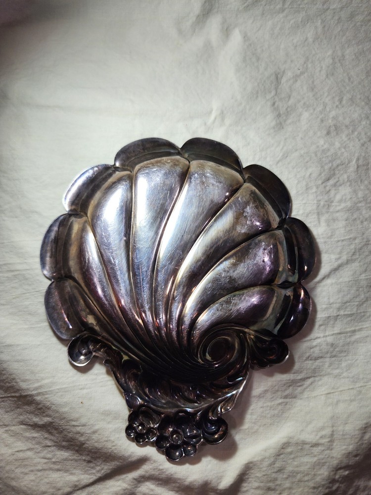 Mont Sterling Silver Shell Dish