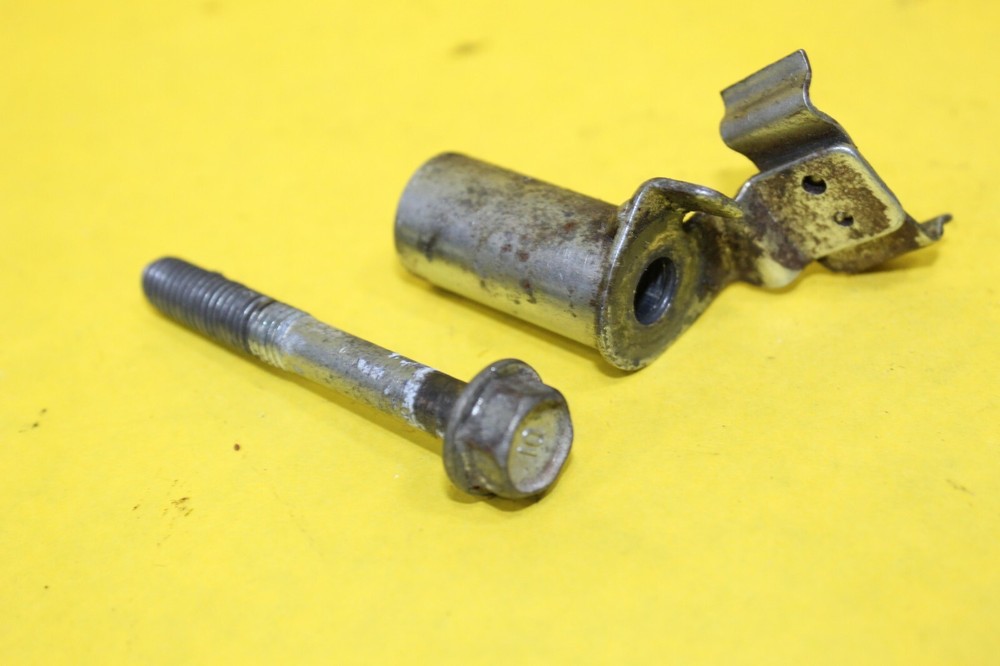 HONDA EXPRESS 50 EXHAUST PIPE Mounting Bolt Plate Under Mount Lower hardware