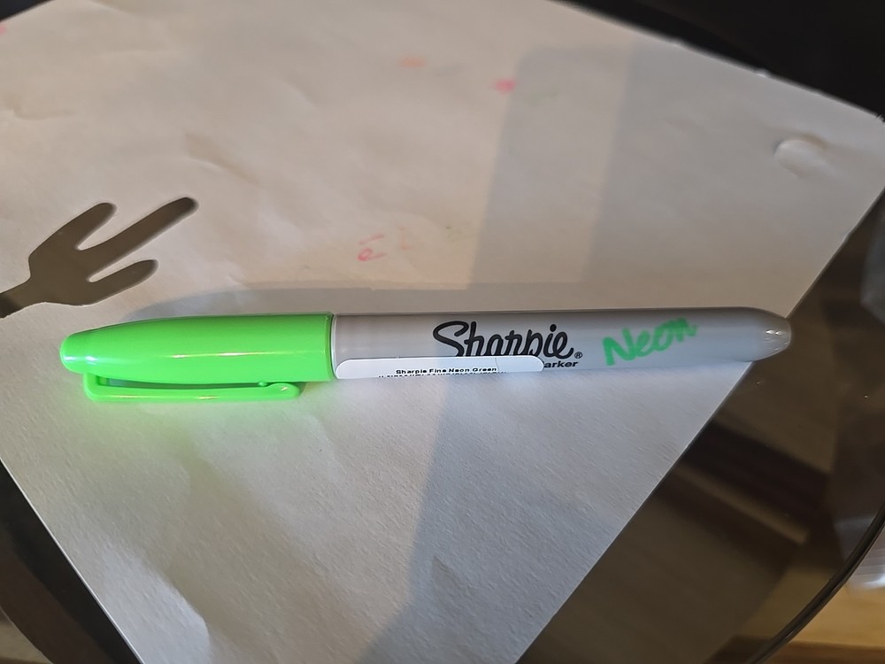 Neon Green Sharpie Fine Point Permanent Marker