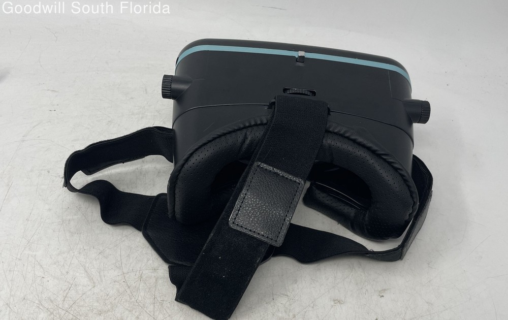 Arcadia Black Adjustable Strap Smartphone 360 Virtual Reality Headset