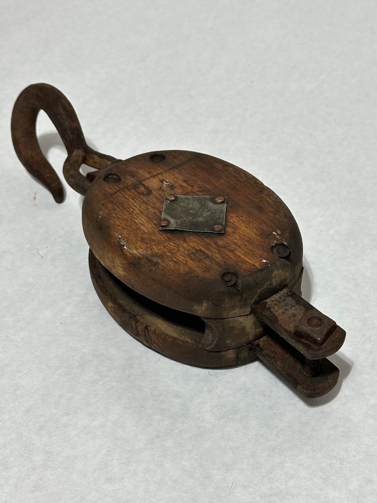 Single Wooden Pulley