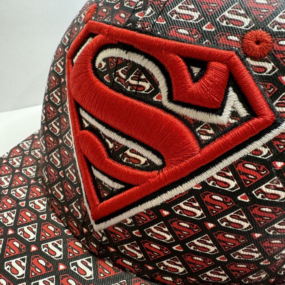 DC Comics Superman Hat Ball Cap Snapback Red Black One Size Adjustable S14