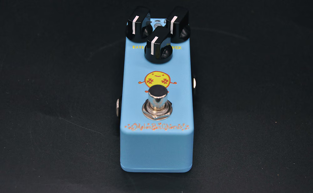 Effects Bakery Melon Pan Chorus Guitar Effects Pedal