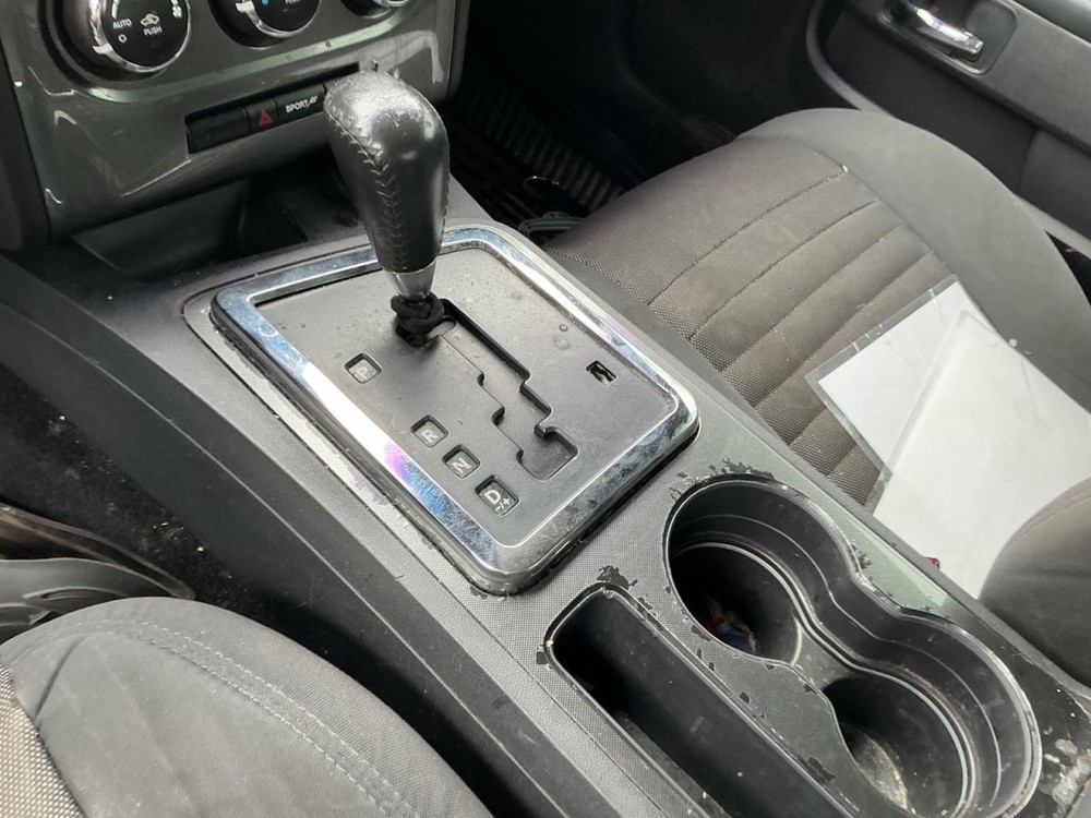 CHALLENGE 2013 Glove Box 4972439