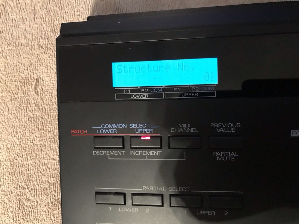 Roland PG-1000 Linear Synthesizer Programmer With Power Supply