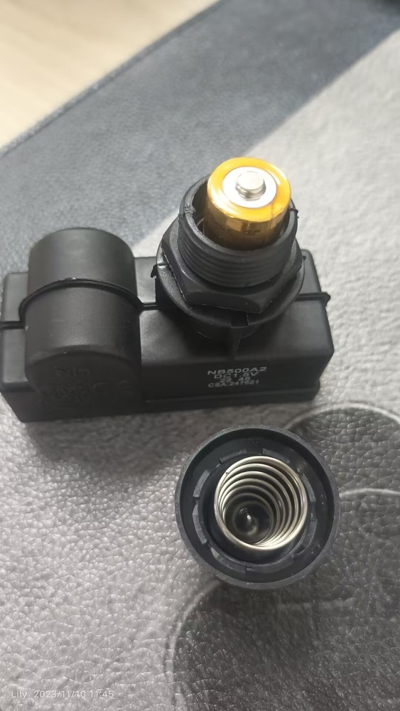 Universal 4 Outlet AA Push Button Battery Ignitor BBQ Gas Grill Spark Generator