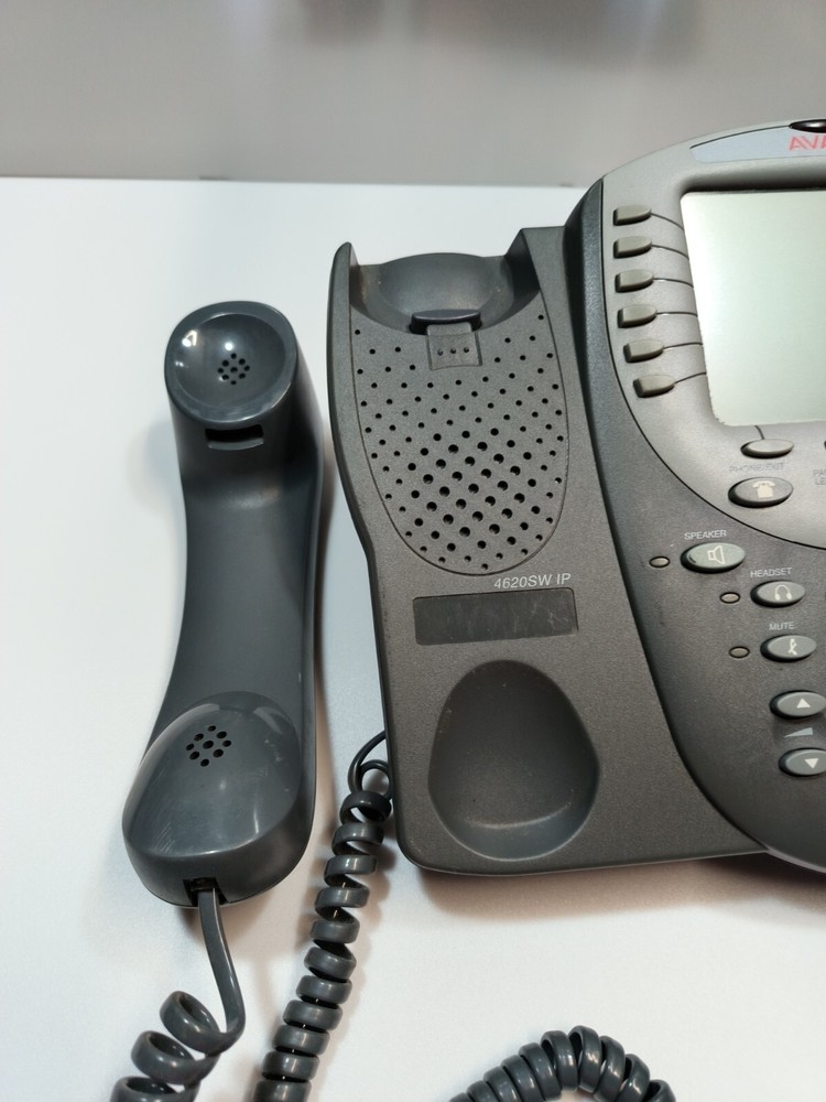 Avaya 4620SW IP Phone (700259674) pulled from working environment