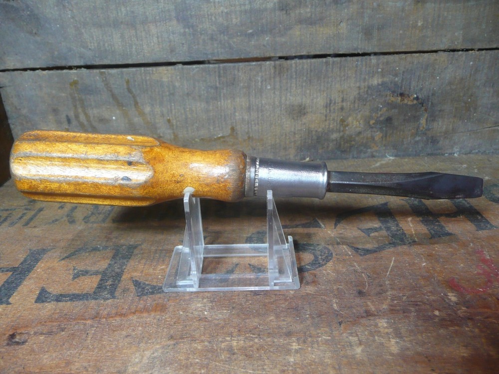 Vintage Wood Handle Screwdriver 3"