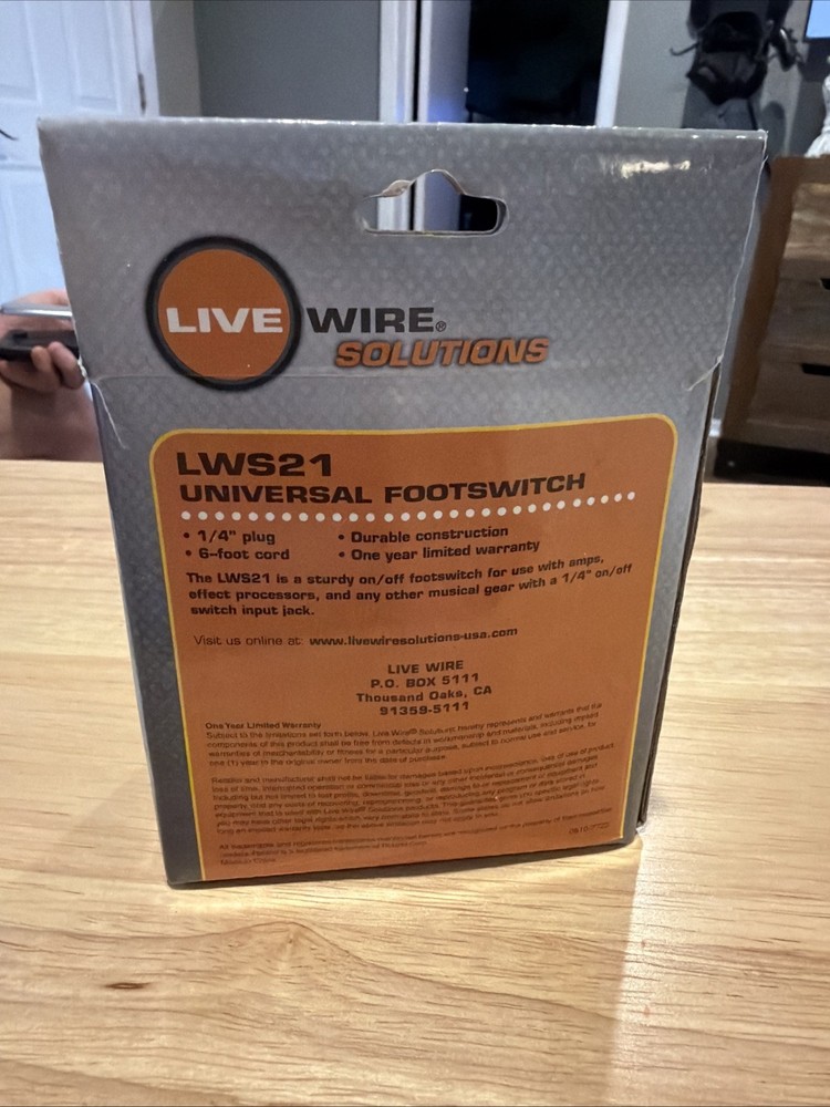 LWS21 Universal Latching Footswitch