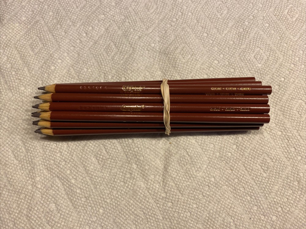 (20) Crayola Colored Pencils (cocoa) BULK