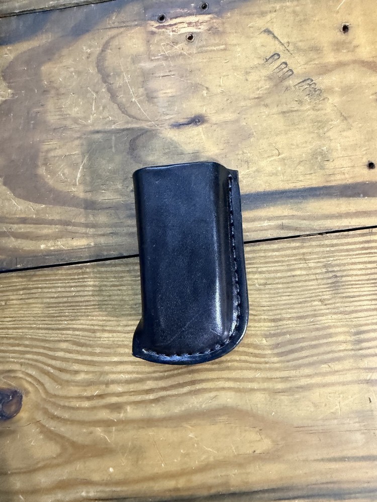 Double Stack Magazine Carrier Black Leather