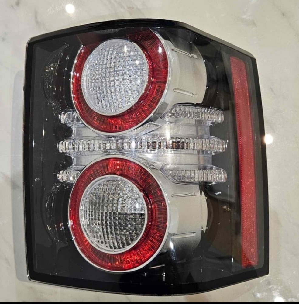 RANGE ROVER driver side  light 2010-2014