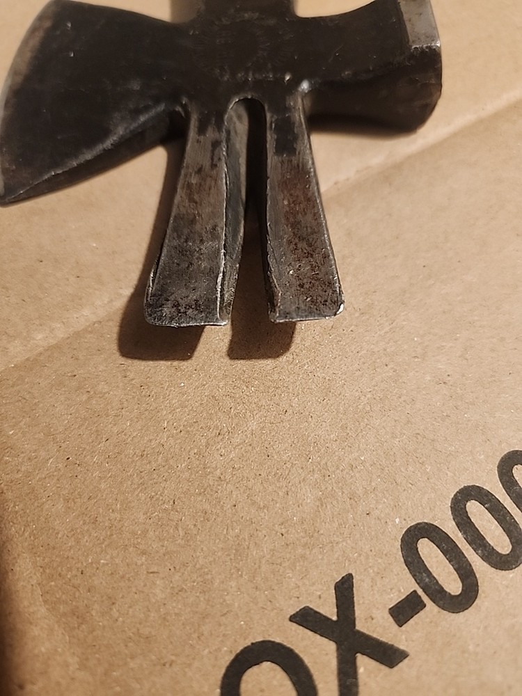 Bridgeport Tomahawk Crate Hammer Axe Hatchet No. 99 Nail Puller Tool Vintage