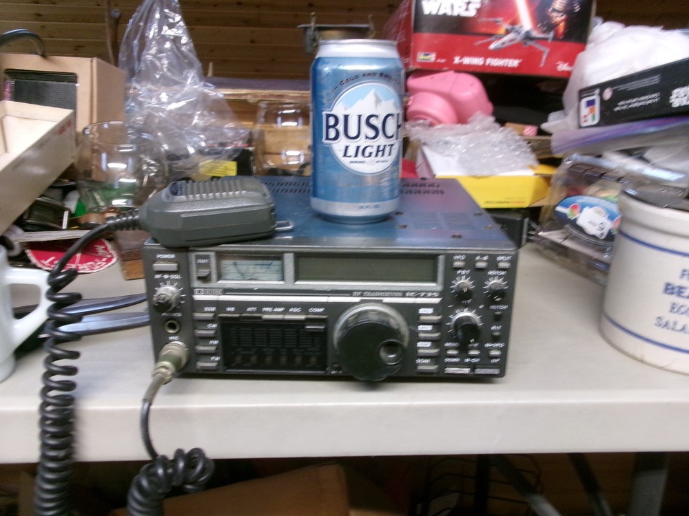 iCOM IC-735 HF Transceiver Ham Radio